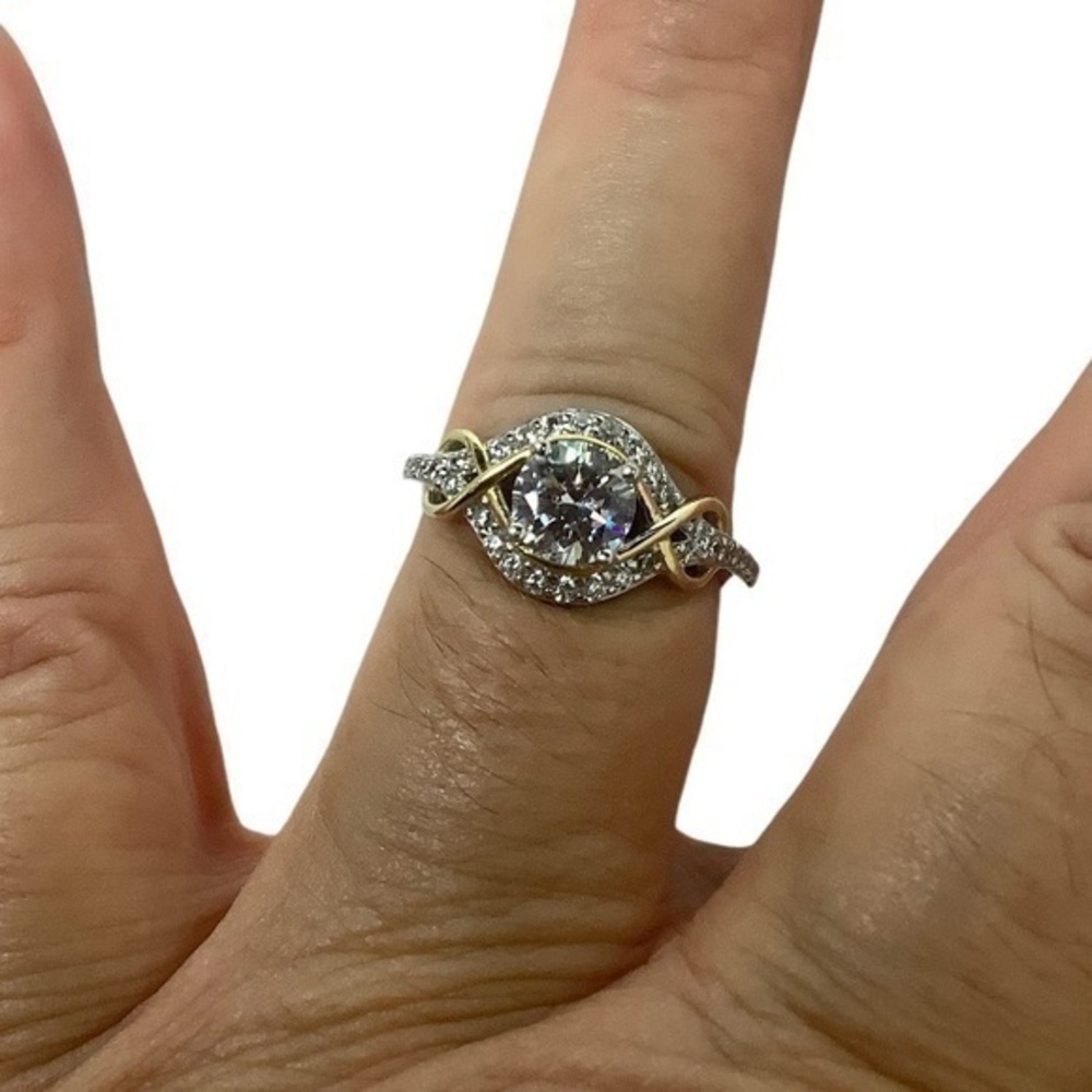 Sterling silver cubic zirconia ring